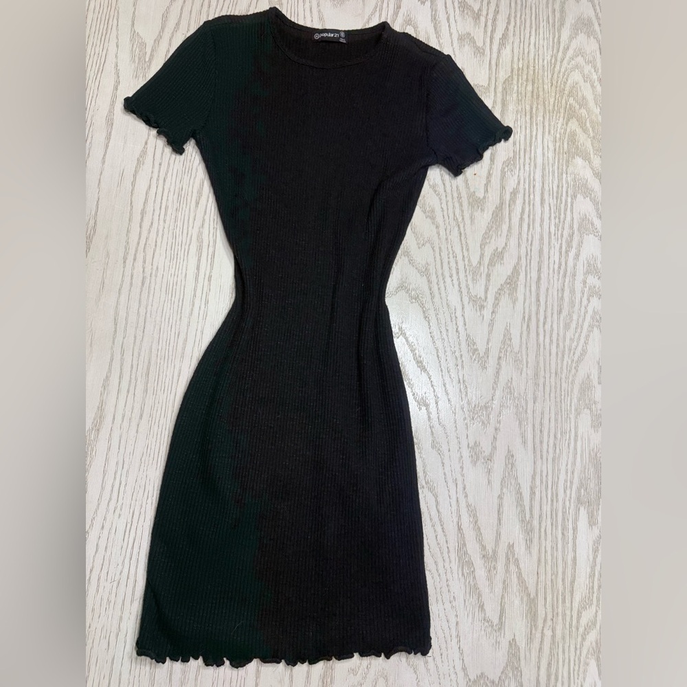 Chic Black Ribbed Mini Dress - Picture 2 of 3